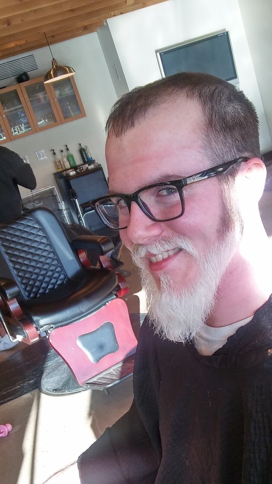 Detailed beard trim at Quincy Barbers, Englewood CO